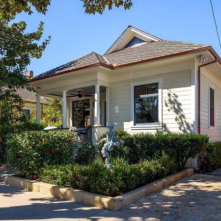 Upscale Downtown Home Walk To Beach Shops Bars 2 Santa Barbara Exterior photo