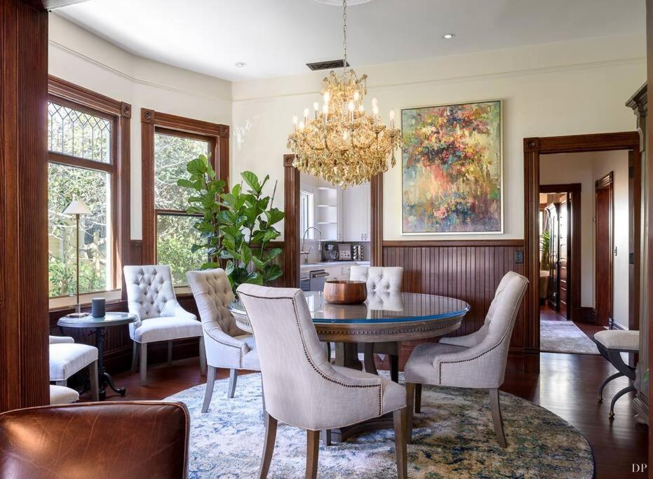 Upscale Downtown Home Walk To Beach Shops Bars 2 Santa Barbara Exterior photo