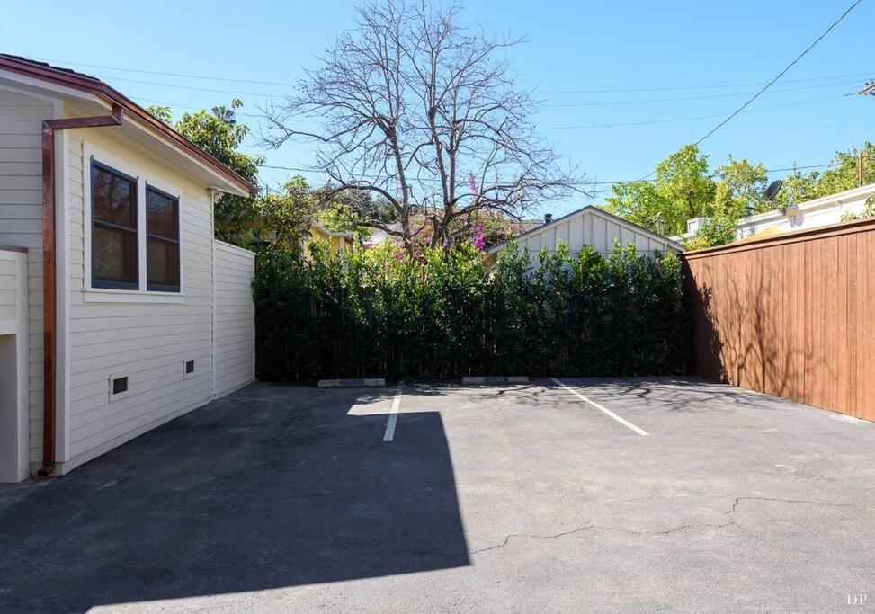 Upscale Downtown Home Walk To Beach Shops Bars 2 Santa Barbara Exterior photo
