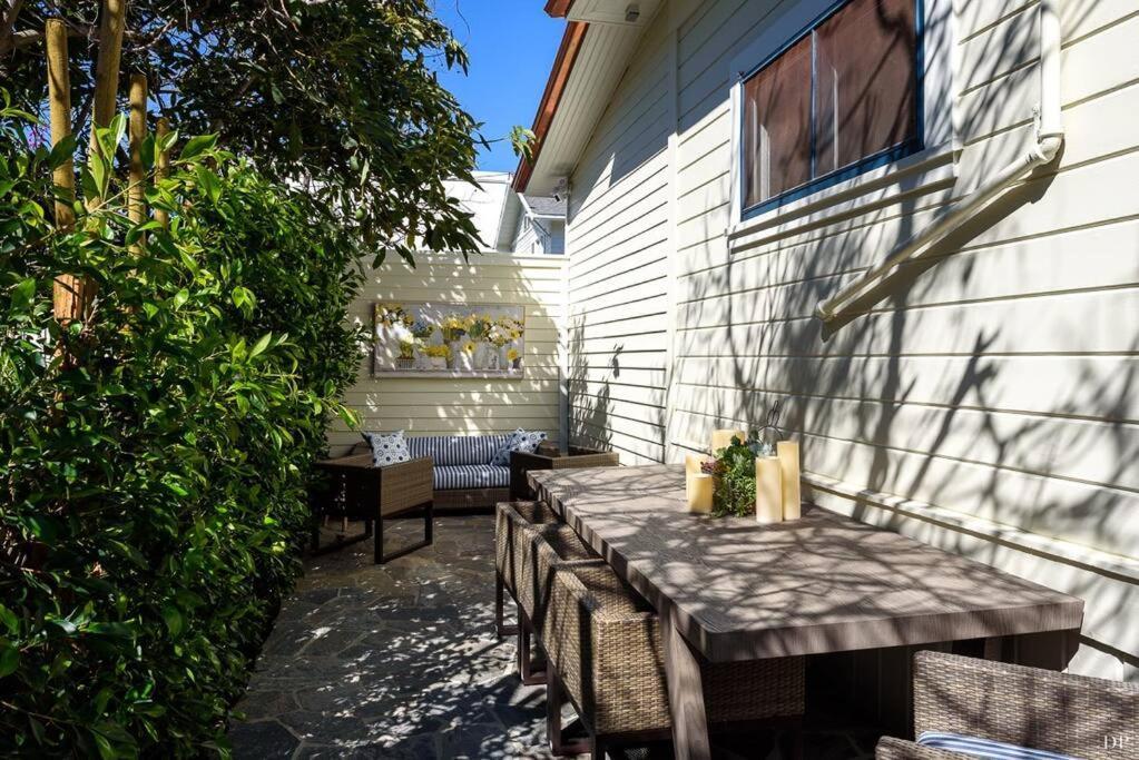 Upscale Downtown Home Walk To Beach Shops Bars 2 Santa Barbara Exterior photo